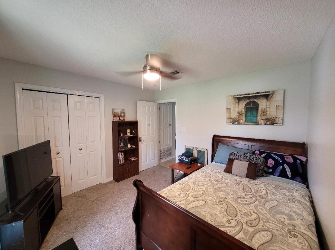 Bedroom Four Minutes From Beach Pensacola Luaran gambar