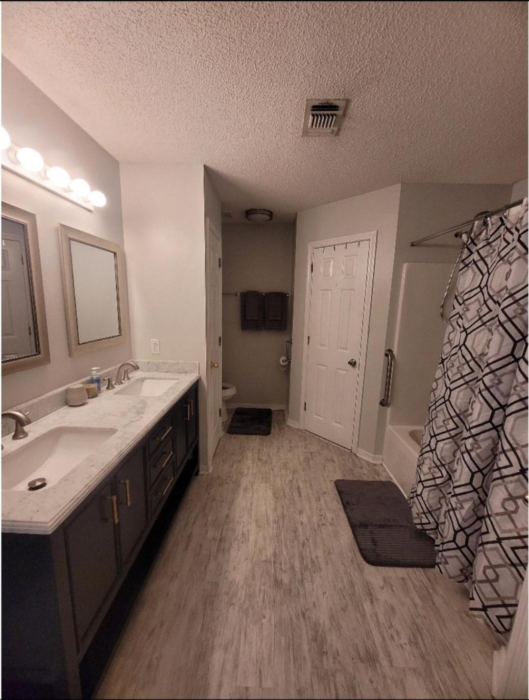 Bedroom Four Minutes From Beach Pensacola Luaran gambar